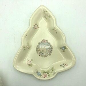 Pfaltzgraff Tea Rose Christmas Tree Shaped Serving Tray Excellent 10.5" x 9"